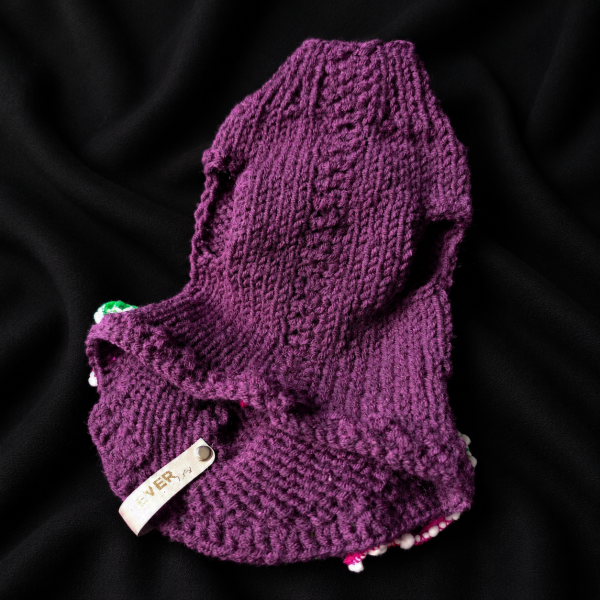 Graceful Exit sweater (2) Вязаный свитер для питомца, внутренняя сторона и фирменная бирка